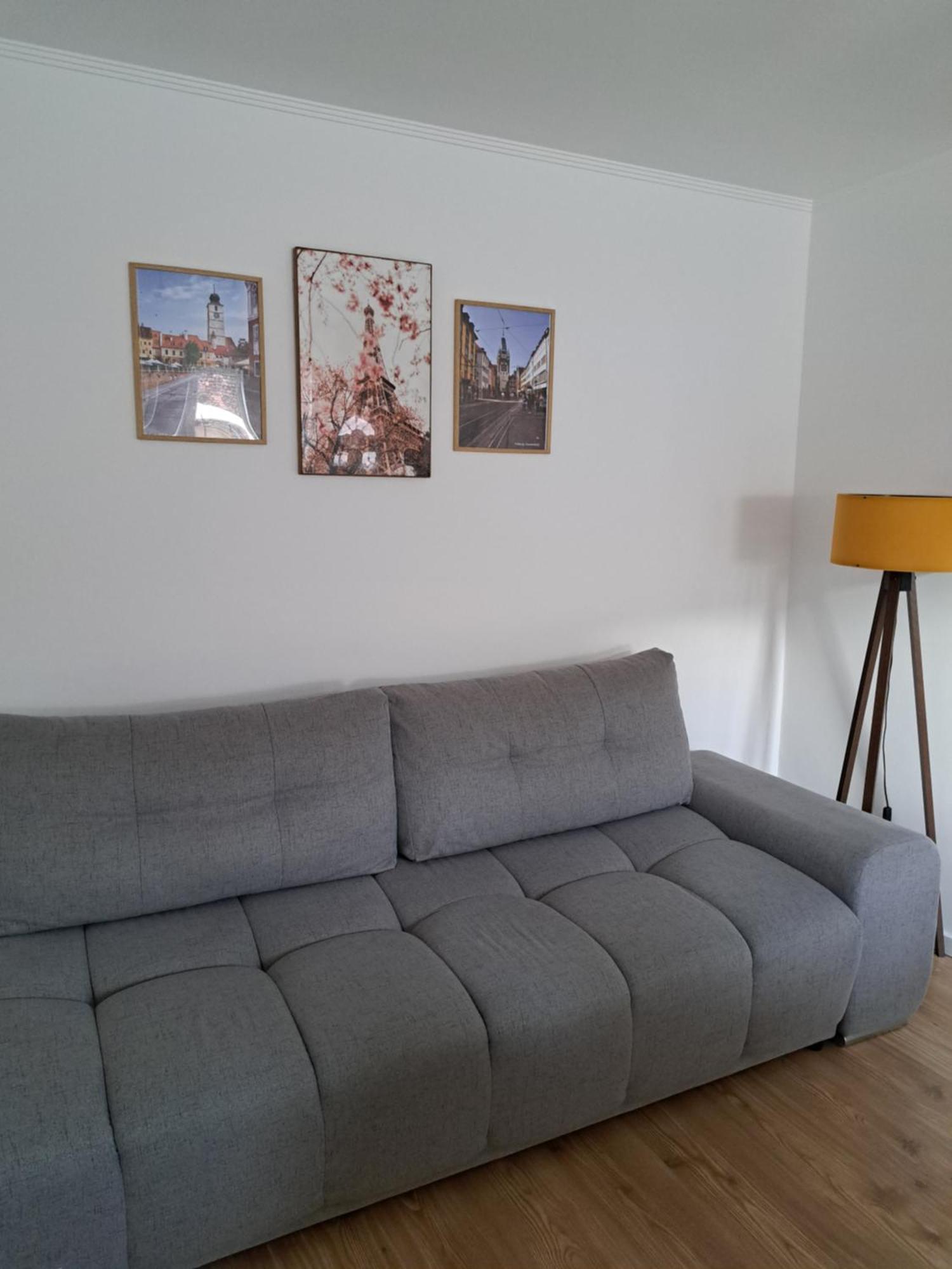 Free Garage In The Center-delicia 4 Studio! *